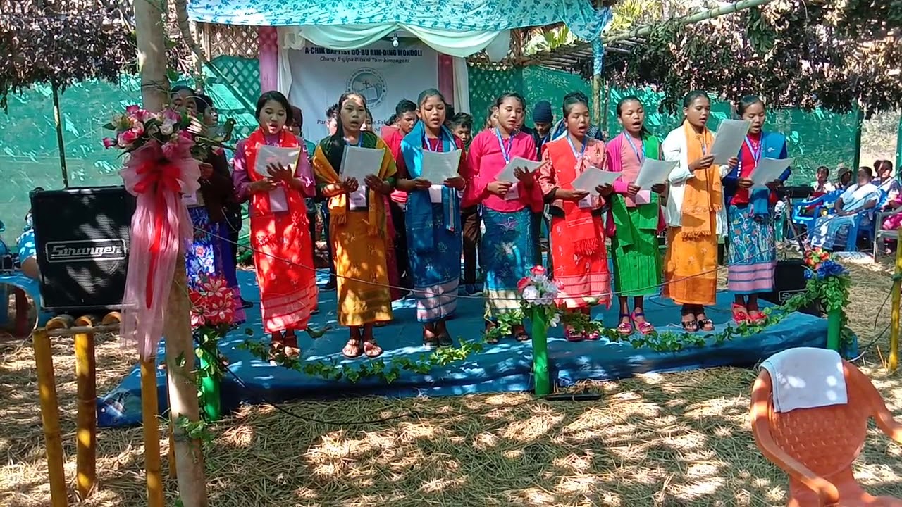 Donsoenga mukut salgio dobu nengbare  local baptish church choir