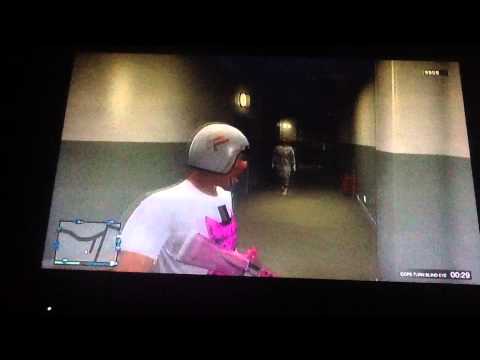 gta-5-online---how-to-get-inside-the-military-base-tower-(fort-zancudo-army-base-tower-glitch)