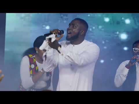 Minister Onyeka - I Worship You feat. Victor Prince (Live Version)