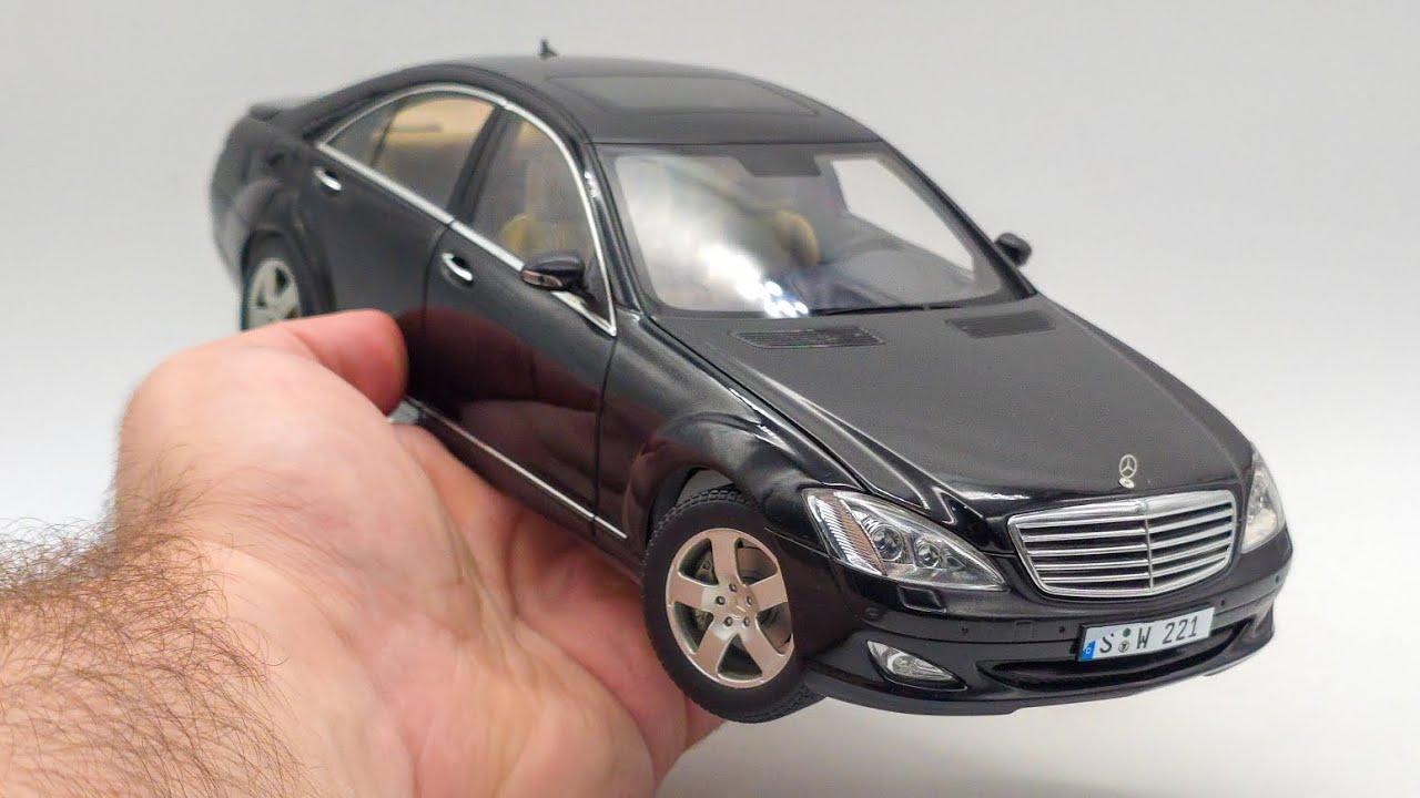 1:18 AUTOart Mercedes W221 S500 By Scale Reviews - YouTube