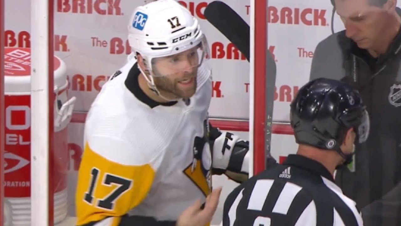 Bryan Rust hat trick catches Senators sleeping