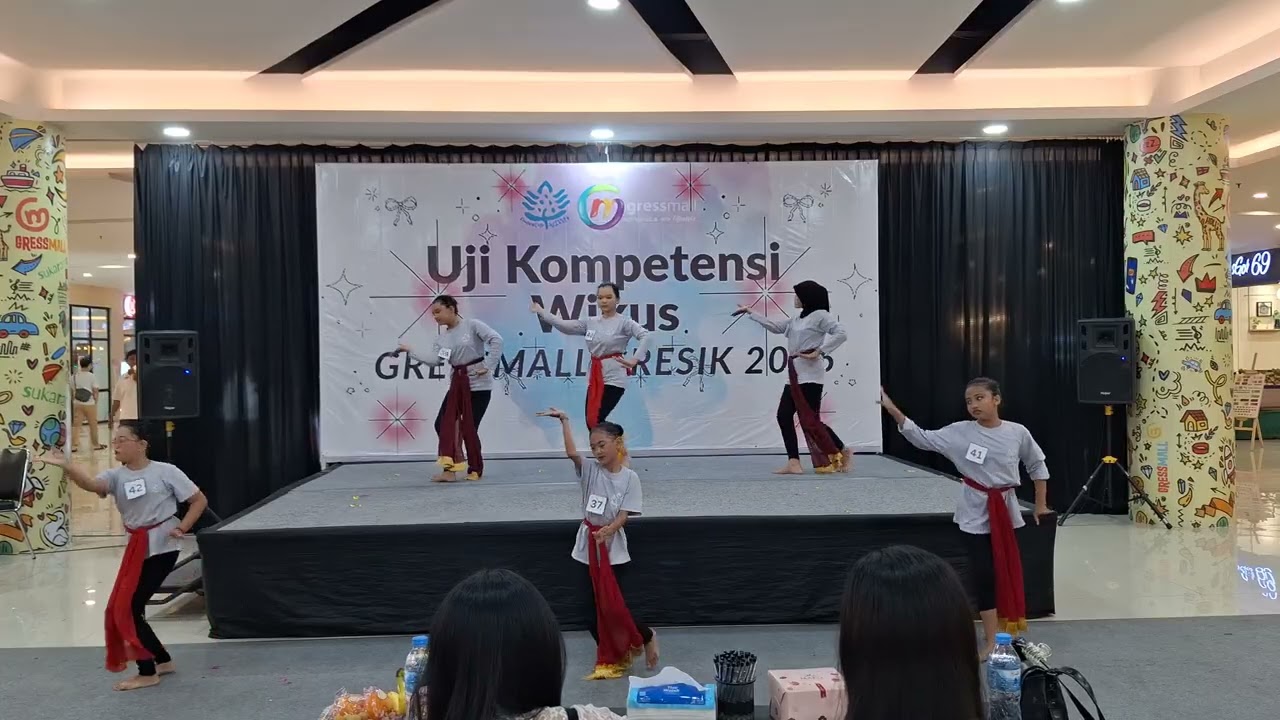 UJI KOMPETENSI WIKUS - TARI CUNDUK MENUR 