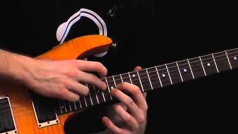 Advanced Two Hands Tapping Lick - Lead Guitar Lesson