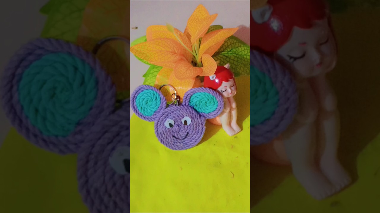 diy keychain with macrame 