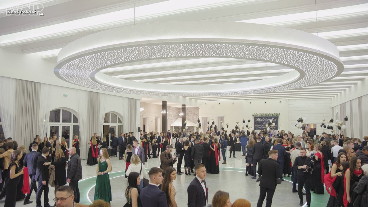 Studniówka 2024 ZS Nr 1 w Kozienicach (TVNP 2024.02.12)