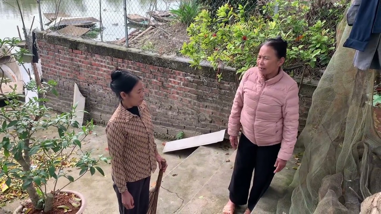 Không còn gì để nói. Mụ Hải dụ dỗ bà Tự vay tiền hộ 