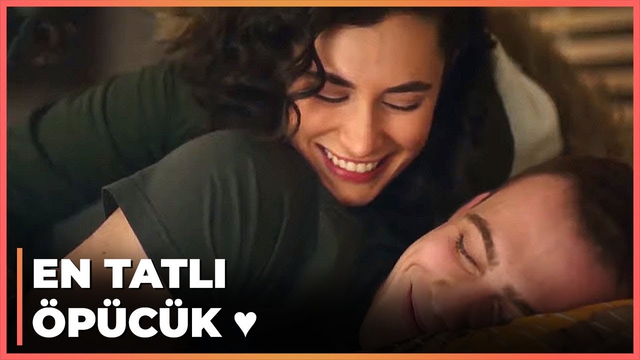 Zeynep, Kerem'i Öperek Uyandırıyor - Güneşi Beklerken Özel Klip