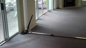 Carpet  Re-stretch Demonstration
