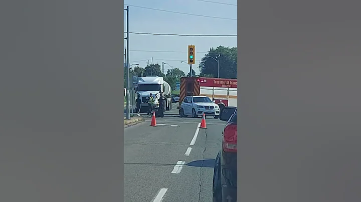 Accident at Dufferin and Gerry Fitzgerald