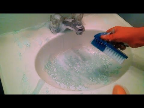bathroom-sink-scrubdown-w/-comet-&-pine-cleaners-🌲-|-asmr-cleaning,-scrubbing,-suds-&-sponges