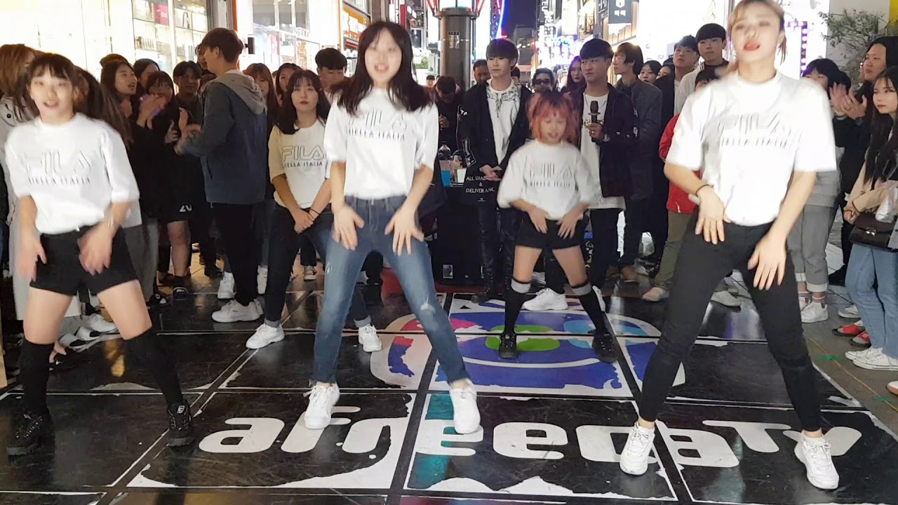 181021 뿜뿜 - 춤추는 곰돌 청주 버스킹 직캠ㅣBboom Bboom - AF STARZ Cheongju Seongan-gil busking fancam