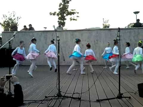 პოლკა – ა.ვირსალაძის სახელობის ხელოვნების გიმნაზია