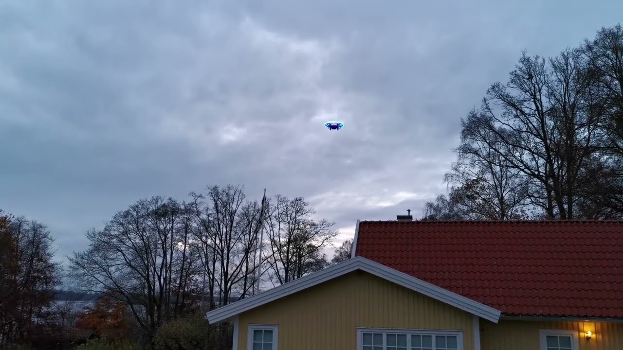 S122 DRONE (QUAD) AEROBATIC EVENING FLIGHT TEST WITH LED 😉