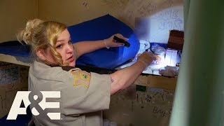 60 Days In: From Inmate to Officer - Smokes and Tattoos (Episode 7) | A&E