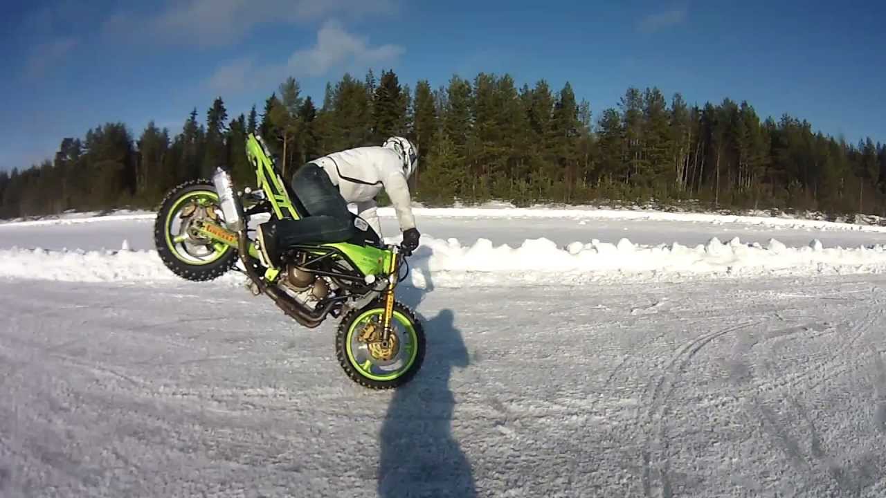 Bild från Is-körning med sporthoj - Ice stunting by David Hjulfors