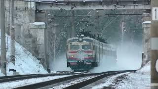 Зима пришла · ЭР9М-557 на Нежин и ЧС8-008 Шостка — Киев
