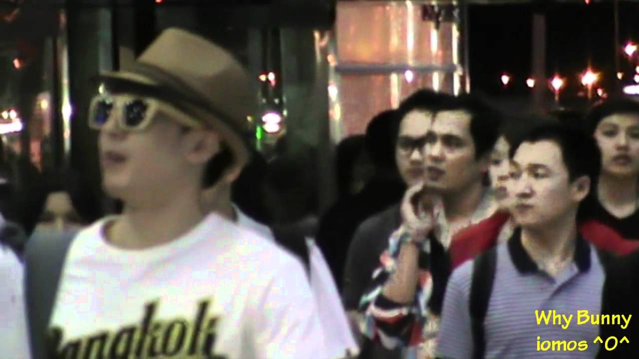 2pm@airport wooyoung focus