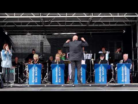 Brønderslev Big Band - Skylark Brønderslev Big Band - Skylark