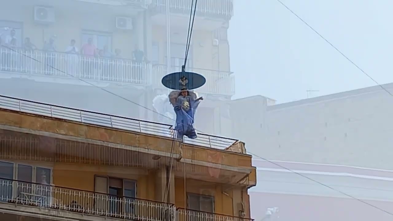 Giugliano in Campania - Il Volo dell'Angelo