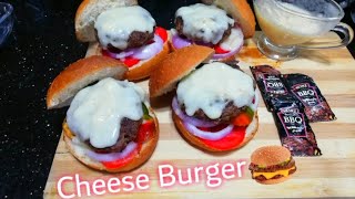 احلي برجر ممكن تاكليه بجد غرقان بصوص الجبنه السايحه رهيييب  //? yummy cheese burger