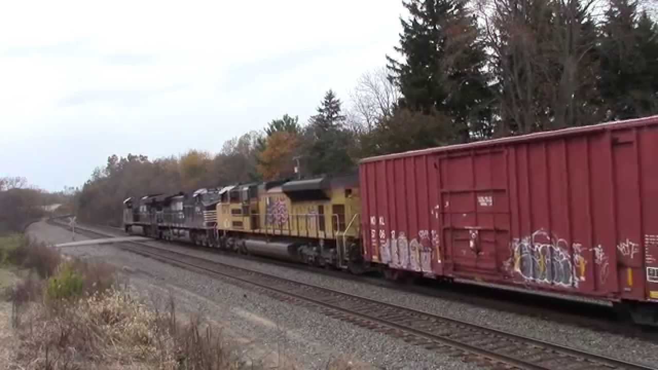 Westbound NS freight near Enon Valley, PA YouTube