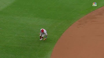 PHI@CHC: Galvis ranges to make a great play on Baez