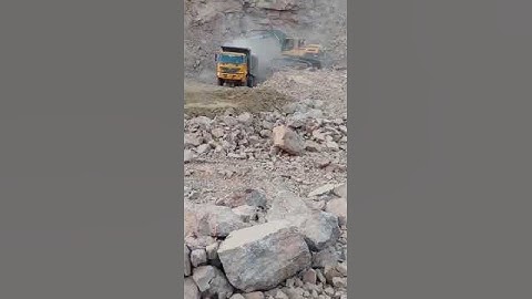 pathar loading and shifting very very hard work