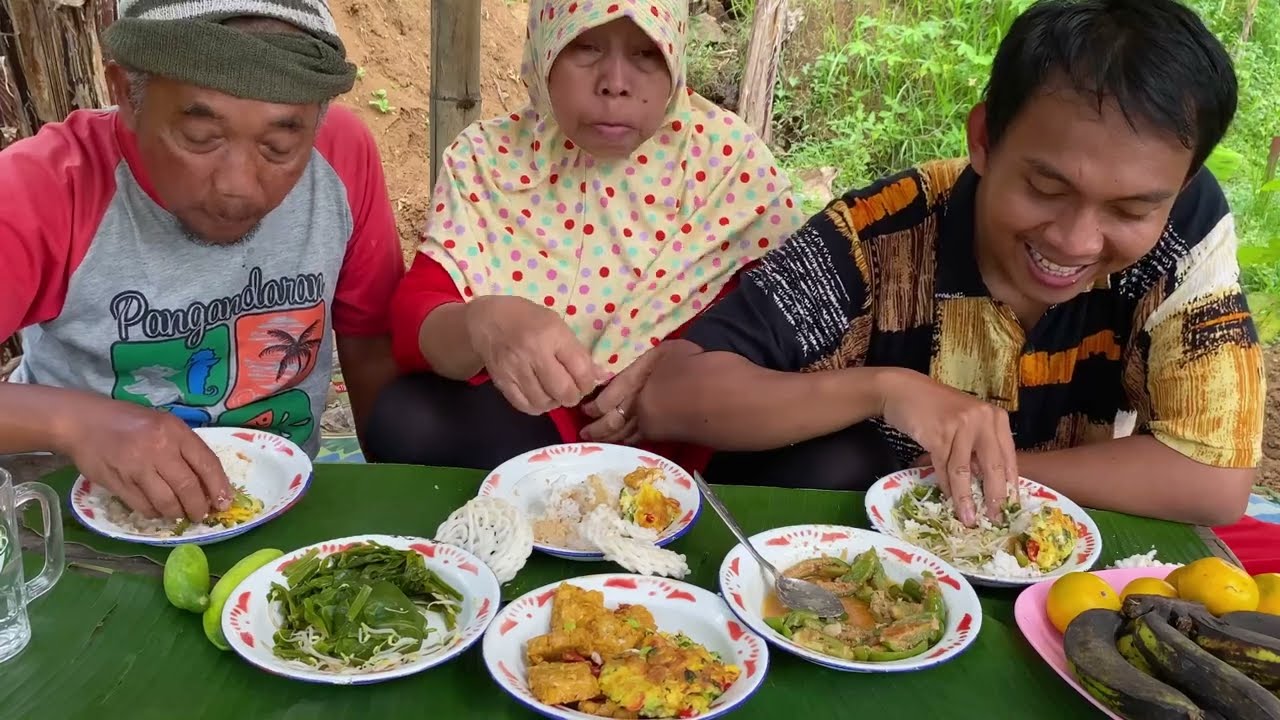 Emak Masak Cabe Gendot Pake Ebi