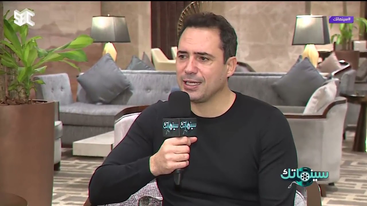 وسامة ظافر العابدين تقلقه!