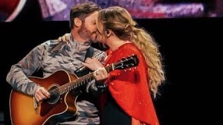 Kelly Clarkson’s husband Brandon Blackstock surprises her on stage as she sings Piece by Piece chords