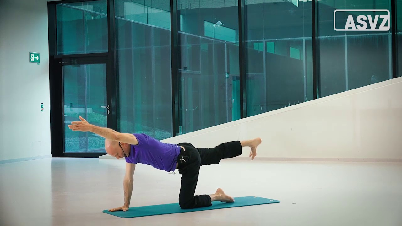 Der ASVZ kommt zu dir nach Hause: Yoga-Pilates mit Mark