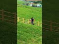 電車通りますのでご注意ください