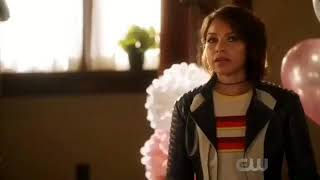 Mystery Girl on The Flash revealed to be Nora Allen