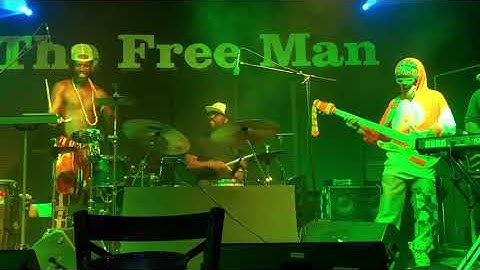 Robert Sput Searight, Mononeon, Frank Moka