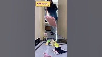 Chú chó đáng thương bị người mẹ bỏ rơi