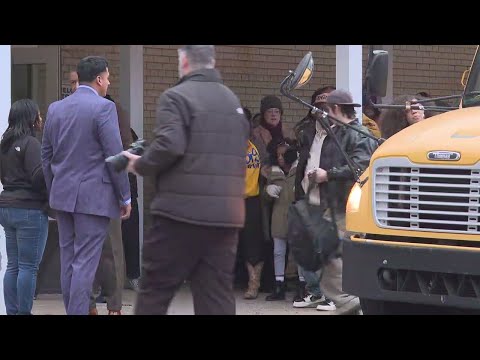 Watch: North Forsyth High School welcomes back students for first time since deadly stabbing