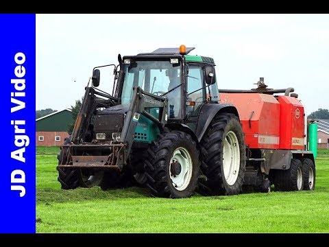 Valtra Valmet 6400 | Vicon RF 130 | Balen persen | Pressing Bales | Ballen pressen | Werkman | 2018