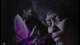 Joan Armatrading - Tall In The Saddle chords