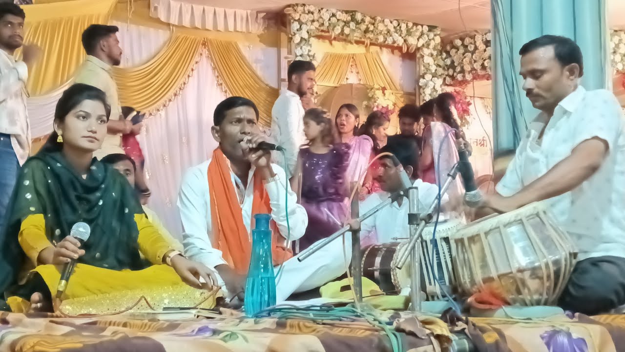 आई बाबांची लाडकी ही सोडूनी ह्या जाते परक्या घरी#गोदावरीझळके #संतोषमामादेवसरकर 9373589866/77760 89312