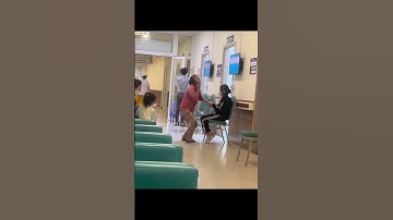 Người mẹ bất lực khi biết tin con gái bị ung thư máu.#Short