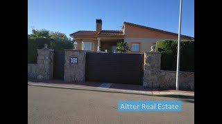 Espectacular Chalet Unifamiliar en Venta en Guadarrama