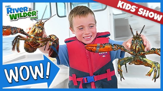 KIDS LEARN TO CATCH CRABS WITH BARE HANDS!
