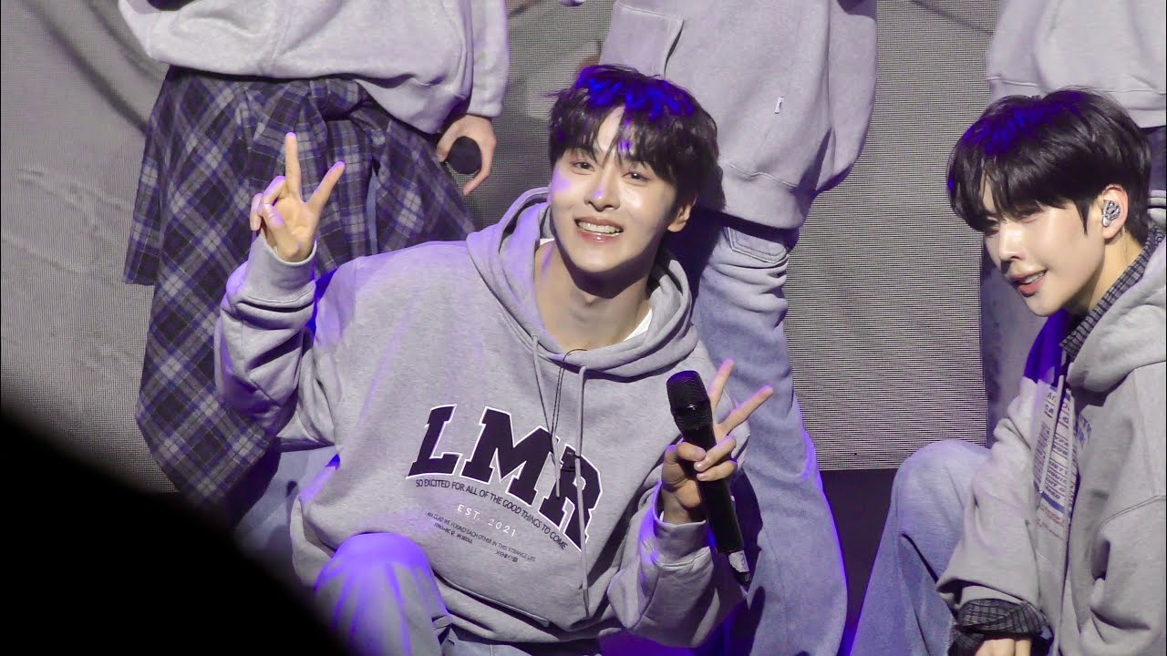 BAE173 YOOJUN FAN EVENT Yearbook FLY 260221