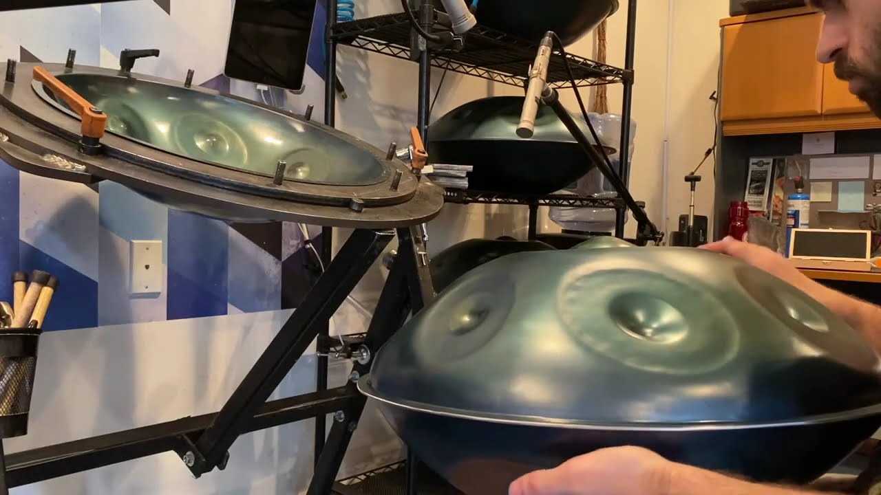 Aura "B Celtic Minor 11" - Azure Series