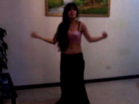 practicing belly dance practicando