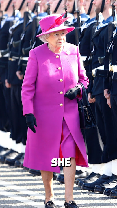 Queen Elizabeth's Secret Sweet Tooth: Her Favorite Treats Revealed #elizabeth #royalsfamily #viral