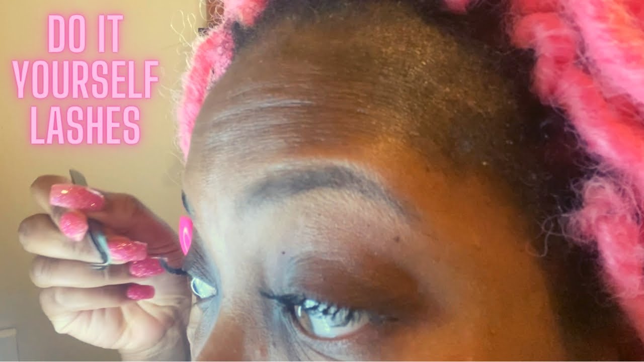 I DID MY OWN LASH EXTENSIONS - YouTube