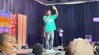 Watu Baki Kipotoshi Utani Kwa Venance Na Cheka Tu