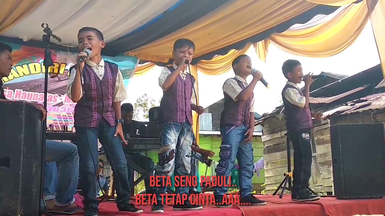 CINTA BEDA AGAMA WITH LIRIK - MARANCAR KIDS (COVER) - YouTube