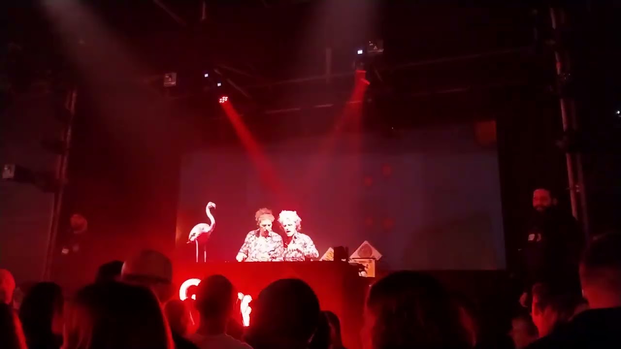 Discobaar A Moeder @Mirage